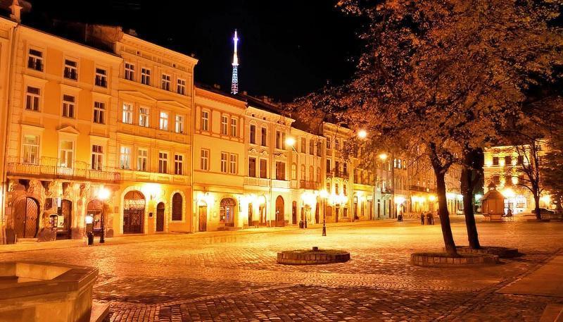 Romantic Apartment On Rynok Square With Air-Conditioning 리비프 외부 사진